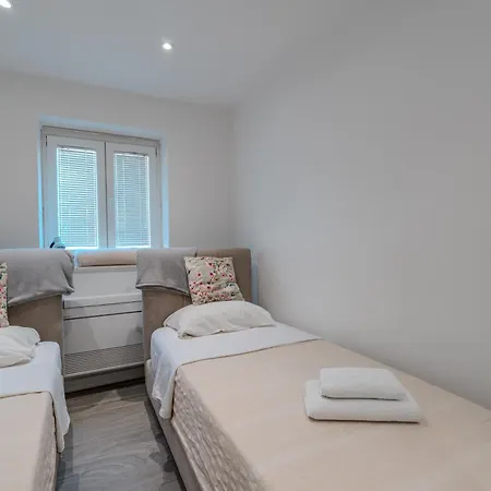 Apartman Rose *