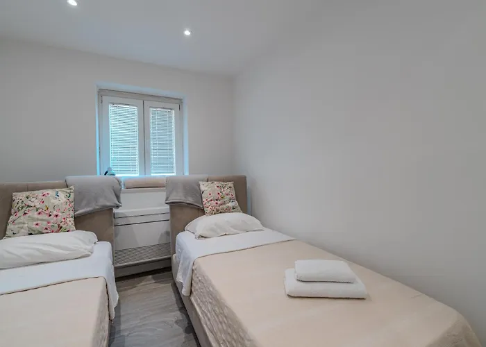 Apartament Rose *