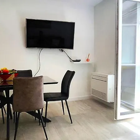 Rose - Heart Of Apartment